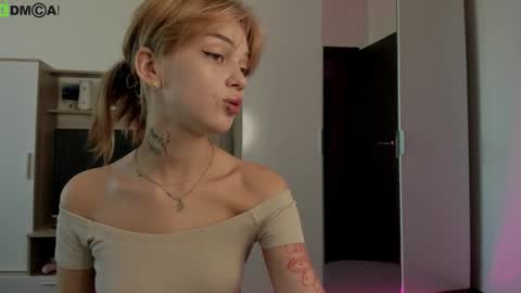 Dina online show from 10-08-25, 08:01