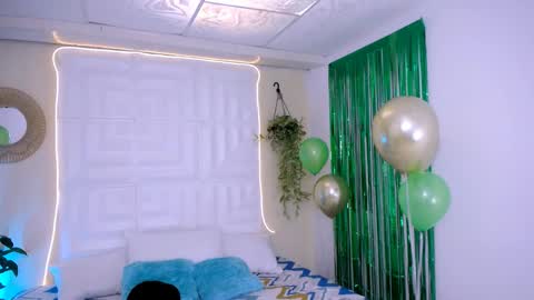 DINA online show from 03-17-26, 04:21