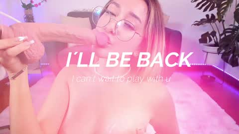 Snapshot of dina_ride chatting on 02-05-25, 03:52 online show from 02-05-25, 03:52