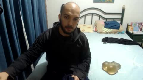 Snapshot of dinchtcams chatting on 03-14-26, 12:50 Dincht online show from 03-14-26, 12:50