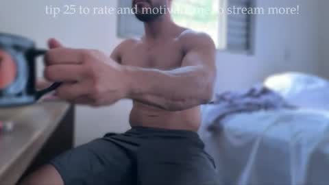 Snapshot of dinhoo14 chatting on 10-28-25, 11:58 dinhoo14 online show from 10-28-25, 11:58