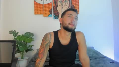 Snapshot of dionyxx chatting on 10-10-25, 11:04 dionyxx online show from 10-10-25, 11:04