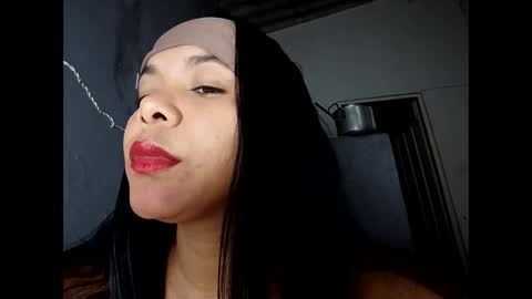 diora_squirt_juicy online show from 01-15-26, 04:28