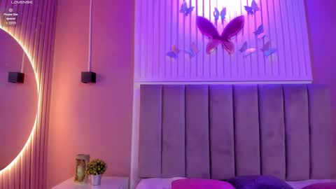 Cristal  online show from 10-15-25, 04:01