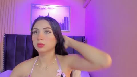 Snapshot of diosa_cristal chatting on 05-23-26, 04:07 Cristal online show from 05-23-26, 04:07