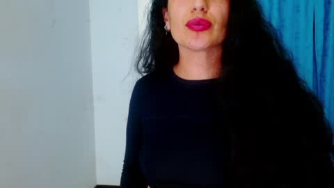 Snapshot of diosa_gil chatting on 04-10-26, 01:44 diosa_gil online show from 04-10-26, 01:44