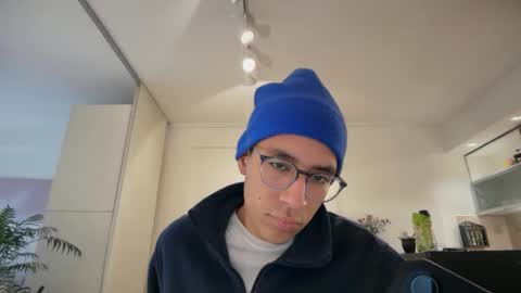 Snapshot of dioslatino chatting on 06-09-26, 01:56 dioslatino online show from 06-09-26, 01:56