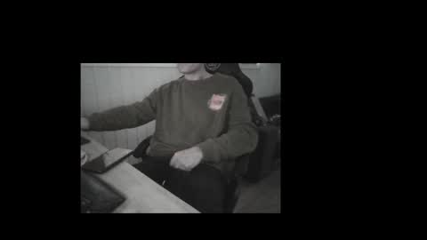 Snapshot of dirkdigglerofficial chatting on 02-14-26, 09:17 dirkdigglerofficial online show from 02-14-26, 09:17