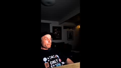 Snapshot of dirkdigglerofficial chatting on 04-09-26, 01:38 dirkdigglerofficial online show from 04-09-26, 01:38