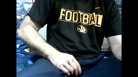 Snapshot of dirtmcgirt82 chatting on 01-04-25, 04:00 dirtmcgirt82 online show from 01-04-25, 04:00