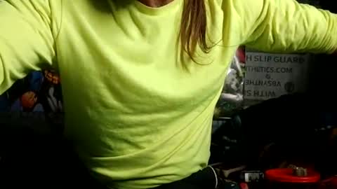 Snapshot of dirtmcgirt82 chatting on 01-23-25, 08:46 dirtmcgirt82 online show from 01-23-25, 08:46