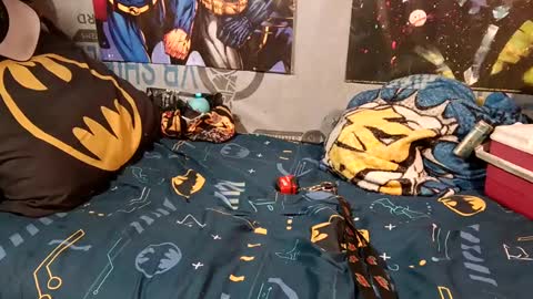 Snapshot of dirtmcgirt82 chatting on 09-27-25, 01:43 dirtmcgirt82 online show from 09-27-25, 01:43