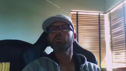 dirtrider15 online show from 02-08-26, 06:33