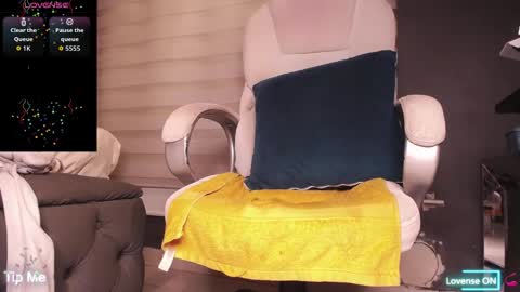 Snapshot of dirty_27cms chatting on 11-26-25, 09:27 dirty_27cms online show from 11-26-25, 09:27