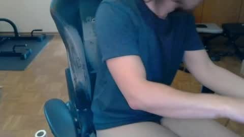Snapshot of dirty_fun_boy chatting on 06-10-26, 10:36 dirty_fun_boy online show from 06-10-26, 10:36