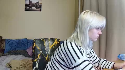 Snapshot of dirty_kiss69 chatting on 12-03-25, 12:18 Dirty Kiss69 online show from 12-03-25, 12:18