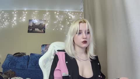 Dirty Kiss69 online show from 03-15-26, 12:49