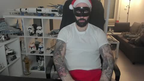 Robert online show from 12-25-24, 02:35