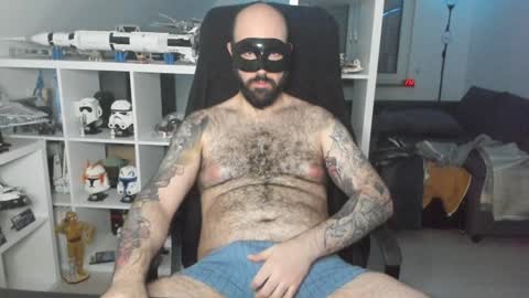 Robert online show from 01-25-25, 01:32