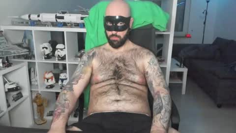 Robert online show from 02-10-25, 04:52