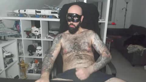 Robert online show from 11-29-25, 10:46