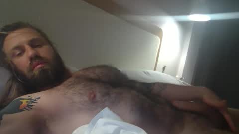 Snapshot of dirtyenrique chatting on 03-31-26, 09:26 dirtyenrique online show from 03-31-26, 09:26