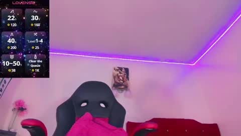 Naomy  online show from 01-21-25, 08:11