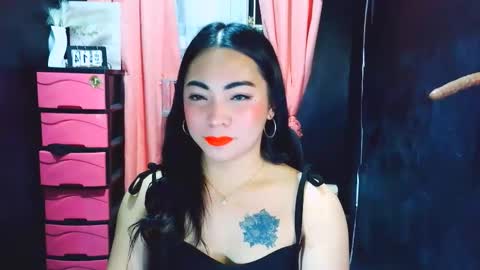 Snapshot of dirtygirls_grace chatting on 02-14-26, 11:18 grace online show from 02-14-26, 11:18