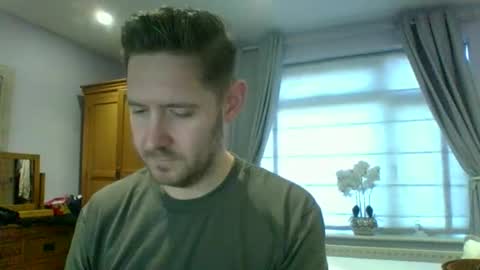 Snapshot of dirtylondon729 chatting on 01-14-26, 10:32 Exhibitionist Ben online show from 01-14-26, 10:32