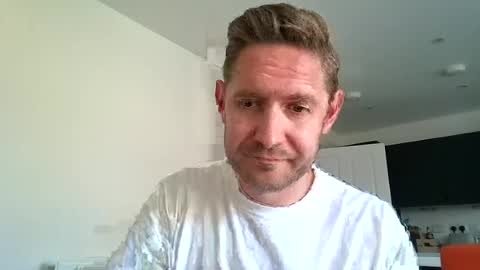 Snapshot of dirtylondon729 chatting on 06-23-26, 11:08 Exhibitionist Ben online show from 06-23-26, 11:08