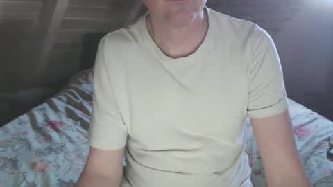 Snapshot of dirtynils0489 chatting on 02-08-25, 12:28 Nils online show from 02-08-25, 12:28