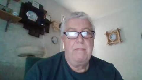 Snapshot of dirtyoldscot1960 chatting on 05-01-26, 10:42 Fergus online show from 05-01-26, 10:42