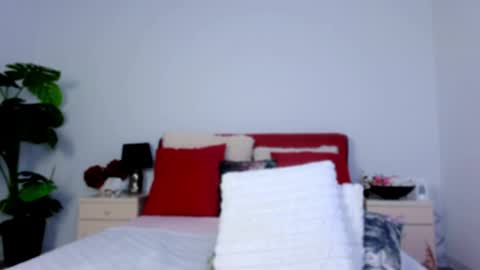 Chloe online show from 03-27-26, 10:04