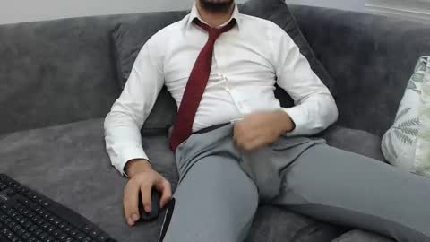 Snapshot of dirtyybooyy77 chatting on 11-16-25, 09:42 dirtyybooyy77 online show from 11-16-25, 09:42