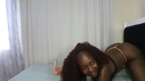 Snapshot of disah_002 chatting on 12-14-25, 08:20 disah_002 online show from 12-14-25, 08:20