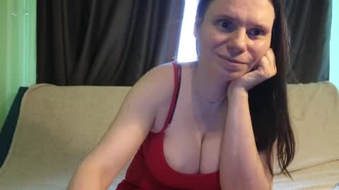 Snapshot of disco_fever80 chatting on 04-14-26, 08:42 disco_fever80 online show from 04-14-26, 08:42