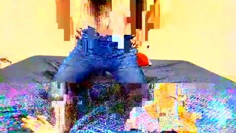 Snapshot of discreetlustx chatting on 12-10-24, 05:17 ELI online show from 12-10-24, 05:17