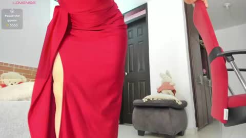 Snapshot of disneey2888 chatting on 07-20-26, 01:13 disneey2888 online show from 07-20-26, 01:13