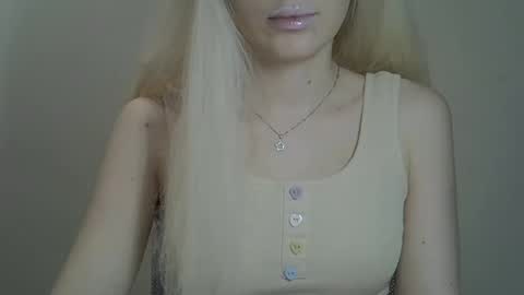 DitaMilton online show from 12-25-24, 01:41