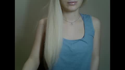 DitaMilton online show from 01-10-25, 03:06