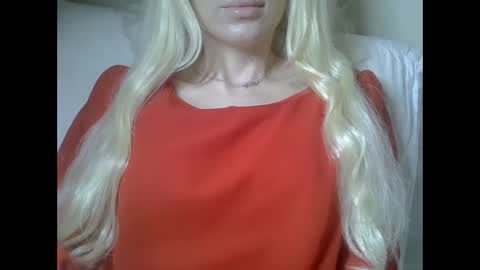 DitaMilton online show from 12-22-25, 08:06