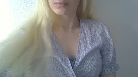 Snapshot of ditavirrax chatting on 02-25-26, 12:59 DitaVirraX online show from 02-25-26, 12:59