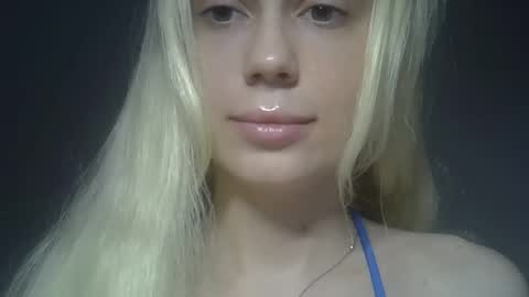 Snapshot of ditavirrax chatting on 03-14-26, 03:39 DitaVirraX online show from 03-14-26, 03:39