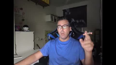 Snapshot of ditos_c chatting on 10-27-25, 08:29 ditos_c online show from 10-27-25, 08:29