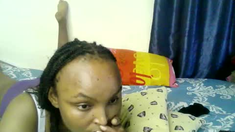 Snapshot of diva_cheupe chatting on 04-11-26, 08:35 diva_cheupe online show from 04-11-26, 08:35