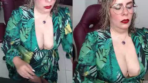 Snapshot of diva_milf chatting on 02-09-25, 04:40 Diva online show from 02-09-25, 04:40