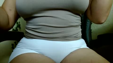 Mari online show from 01-05-25, 01:04