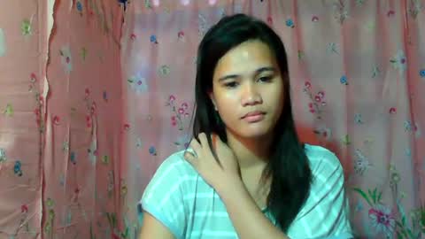 Snapshot of divina071594 chatting on 07-23-26, 10:40 REYAN online show from 07-23-26, 10:40