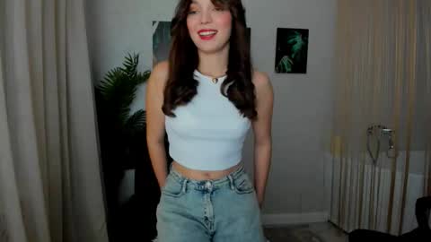 Hannah online show from 11-30-25, 03:54