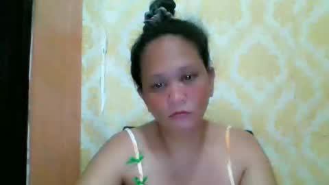 Snapshot of divinegrace10 chatting on 05-23-26, 07:56 Divine Grace Close To Your Hear online show from 05-23-26, 07:56